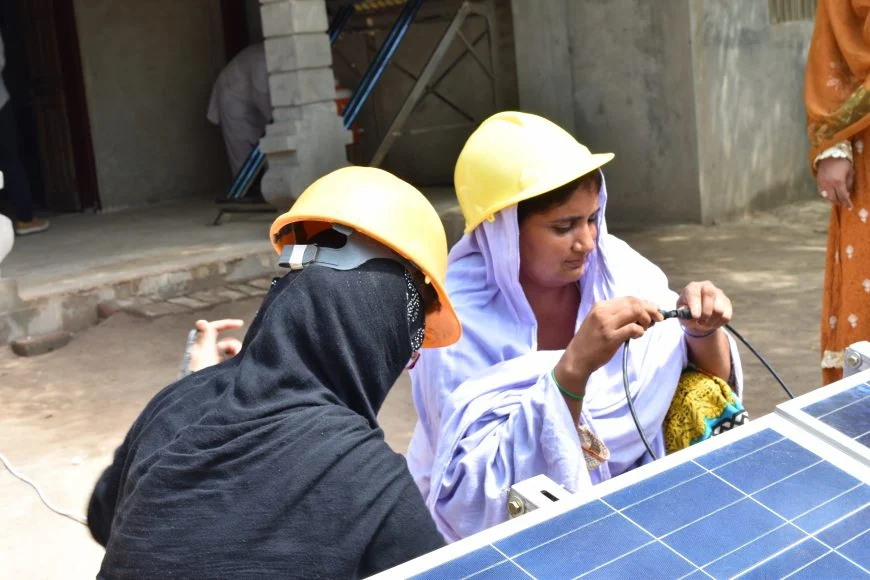 Female Solar Technician Class